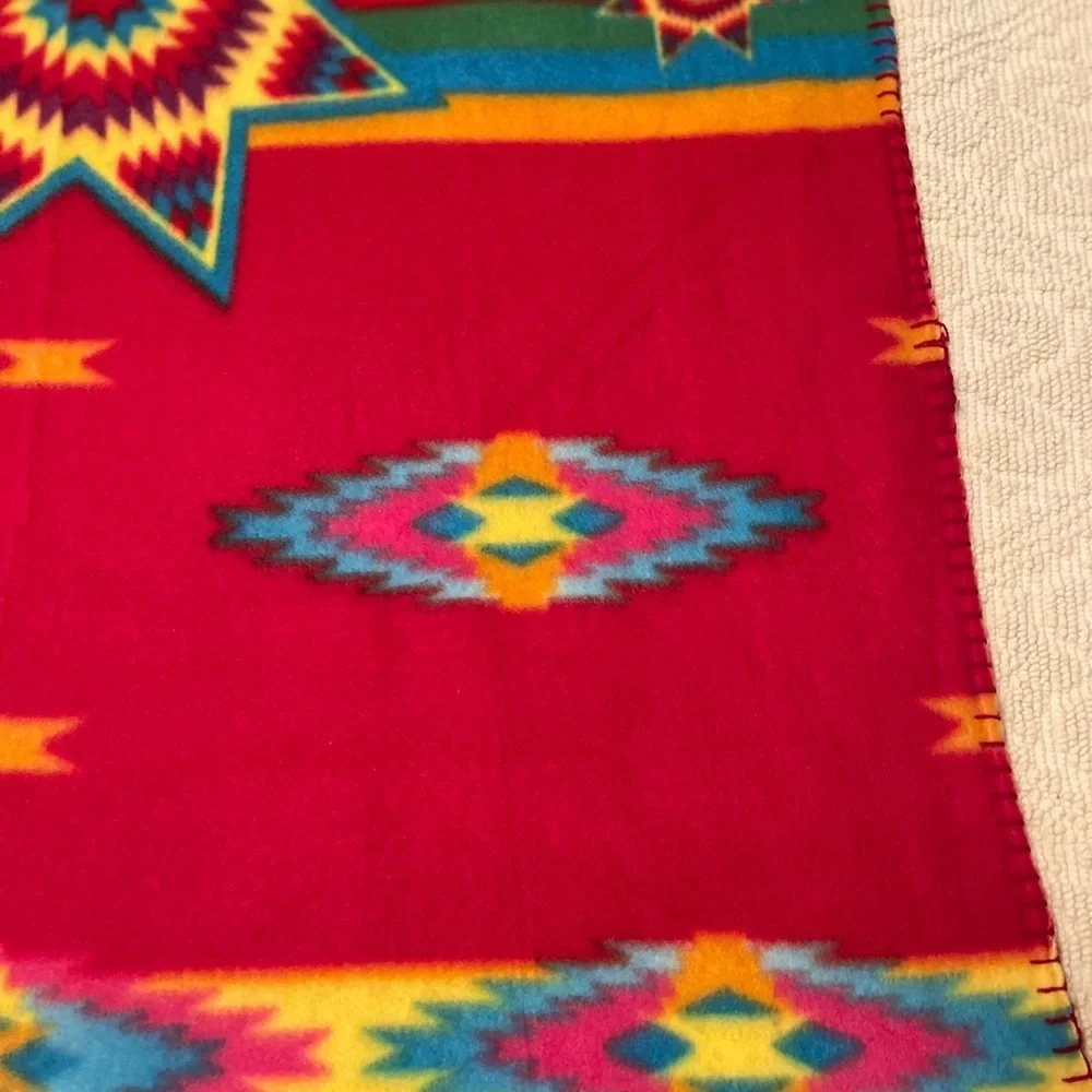 St. Libre Indian School MT 33” x 49” red Native American pattern throw blanket.